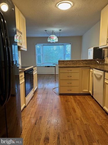 10904 Pebble Run Dr, Silver Spring MD 20902-3685 exterior