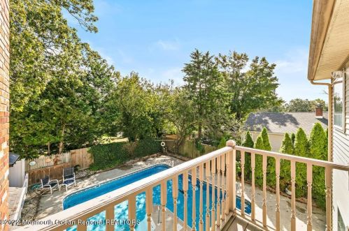 19 Glenwood Dr, Berkeley Township NJ 08721 exterior