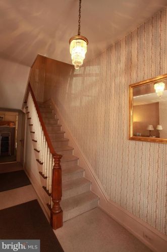 223 Washington St, Huntingdon PA 16652-1525 exterior