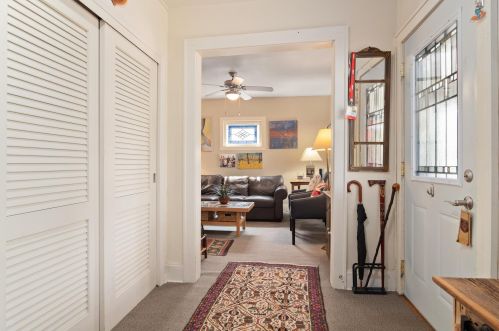 3324 Illinois Ave, Milwaukee WI 53207-3714 exterior