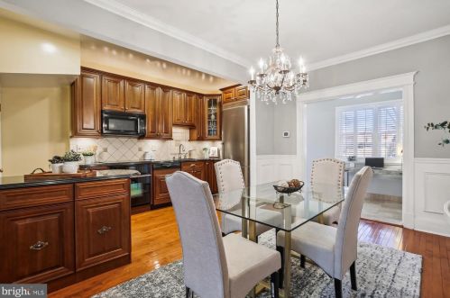 230 F St, Washington DC 20002-4931 exterior