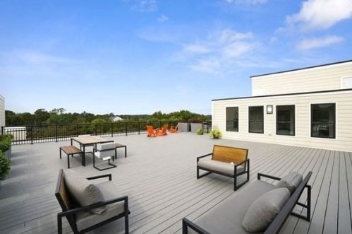 999 Hancock St, Quincy MA  02169-2101 exterior