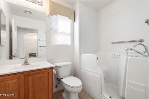 3570 Gleneagle Pl, Chandler AZ 85249-9445 exterior