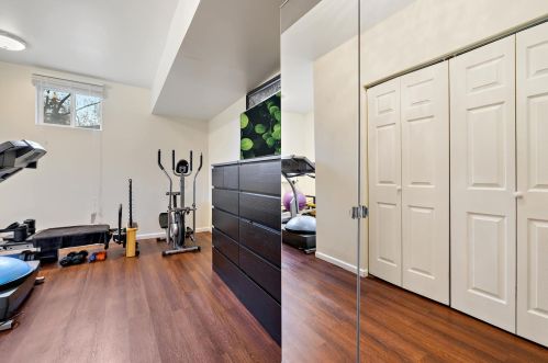 1527 Sunset Rdg Rd, Glenview IL 60025-2209 exterior