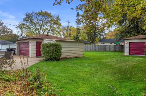 5305 Rose St, Milwaukee WI 53223-3036 exterior