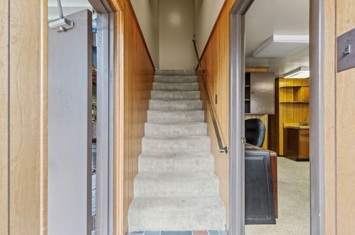 1463 Old Steubenville Pike, Pittsburgh, PA 15205-4918