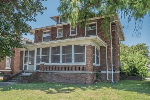 307 5th St, Moberly, MO 65270-3439