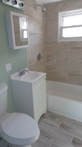 2048 70 Pl, Chicago IL 60637-4642 exterior