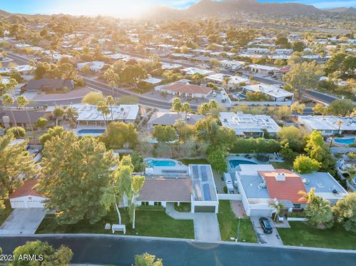 9242 34 Pl, Phoenix AZ 85028-4964 exterior