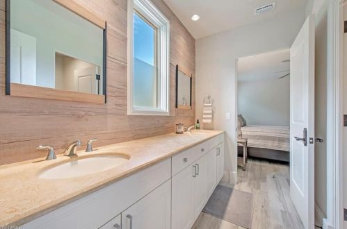 16614 Cortona Ln, Naples FL 34110-3261 exterior