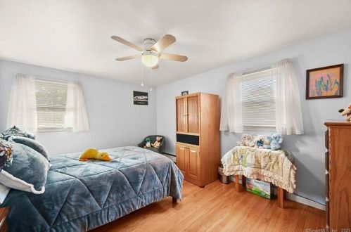 130 Mtn Rd, Seymour CT 06483-2039 exterior