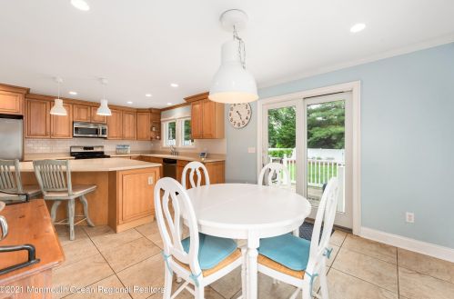 131 Monroe Ave, Red Bank NJ 07702 exterior