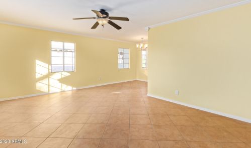 4245 16th Dr, Phoenix AZ  85015-4722 exterior