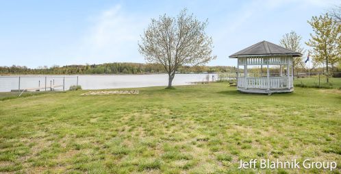 15866 Lincoln Lake Trl, Cedar Springs, MI 49319-7813