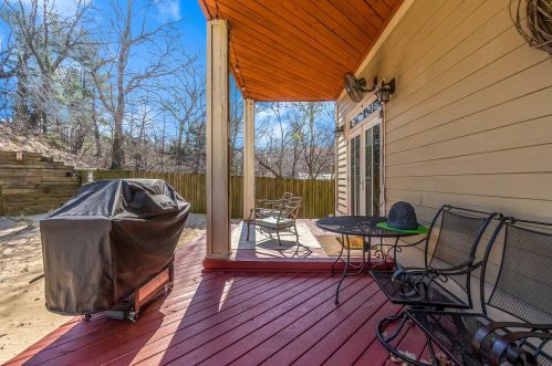 665 Shelby St, Gary IN 46403-2254 exterior