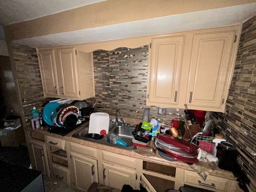 629 Beulah Rd, Pittsburgh, PA 15235-4206