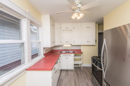 536 54 St, Milwaukee WI 53210-2327 exterior