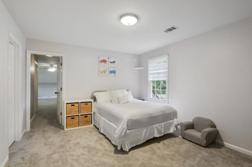 4085 Chestnut Rdg Dr, Atlanta GA 30338-4678 exterior