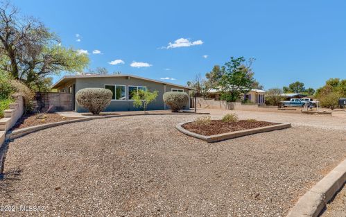 5834 Beverly St, Tucson AZ  85711-5142 exterior