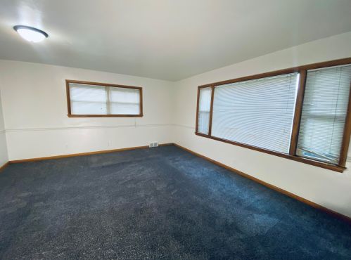 7413 Hope Ave, Milwaukee, WI 53216-1013