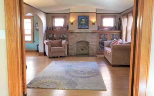 3437 45th St, Milwaukee, WI 53216-3328