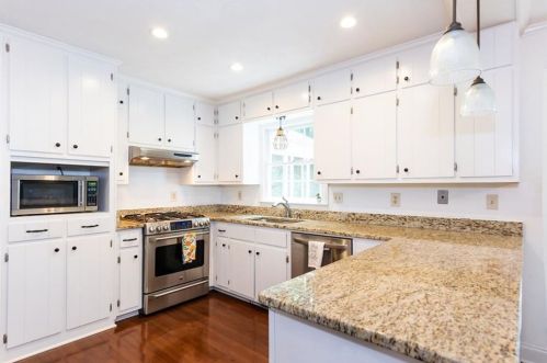 4006 Howell Fry Rd, Duluth GA 30096-3125 exterior