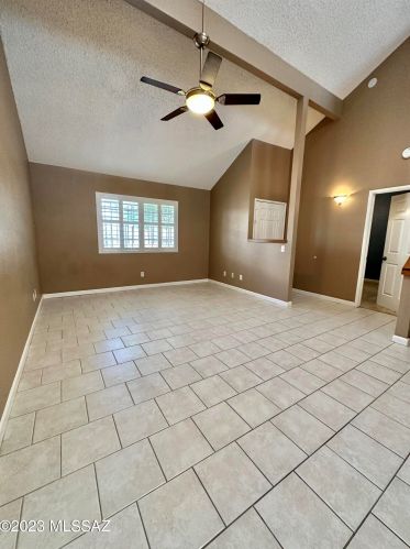 2758 Pacific Dr, Tucson AZ  85705-4283 exterior