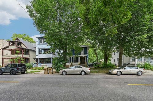 1142 Jenifer St, Madison WI 53703-3745 exterior