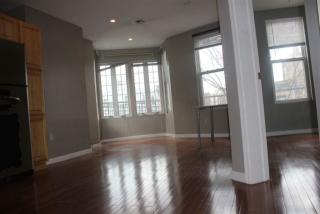 4700 Park Ave, Union City NJ  07086-7129 exterior