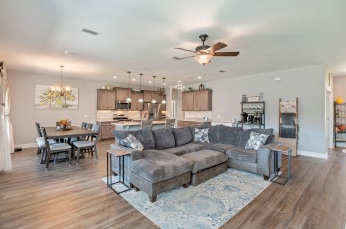 220 Hidden Lk Trl, Defuniak Springs FL 32433-3202 exterior