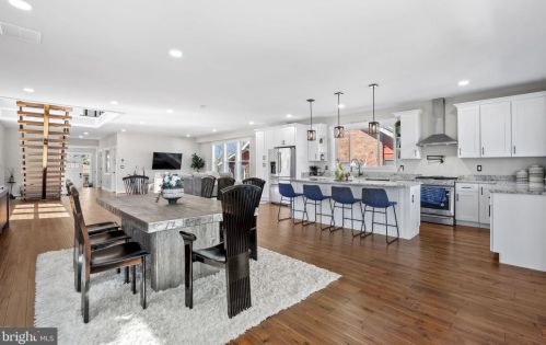 2216 30th St, Washington DC  20020-3369 exterior