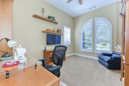 4054 Borders Dr, Folsom CA 95762-5415 exterior