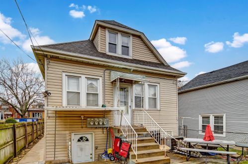 6037 Kenneth Ave, Chicago IL 60652-1108 exterior