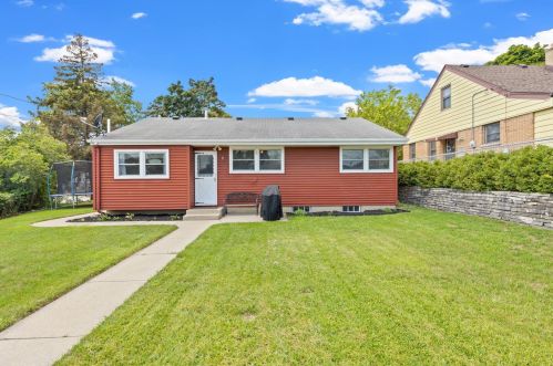 2570 61st St, Milwaukee WI  53219-2623 exterior