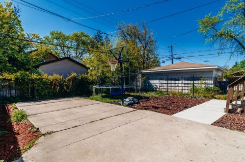 1404 12th Ave, Broadview, IL 60153-1966