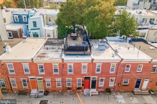 2210 Kater St, Philadelphia PA 19146-1139 exterior