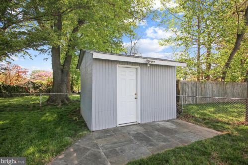 12409 Connecticut Ave, Silver Spring MD 20906-4305 exterior