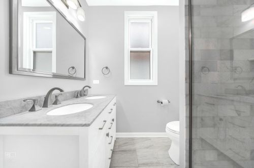 3142 Christiana Ave, Chicago IL 60651-4148 exterior