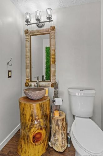 114 Franklin St, Killingly CT 06239-3507 exterior