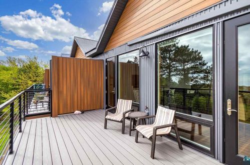 1900 Minnesota Ave, Duluth MN 55802-2444 exterior