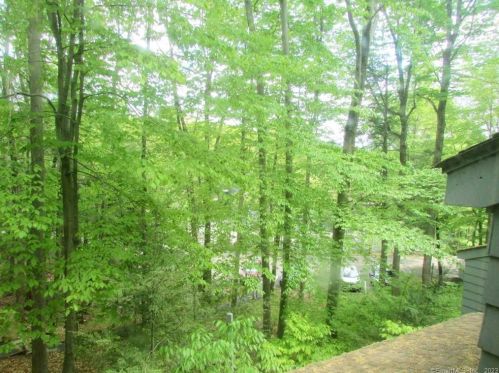 374 Trailsend Dr, Torrington CT 06790-2246 exterior