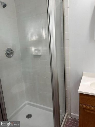 1502 Brown St, Philadelphia PA  19130-2906 exterior