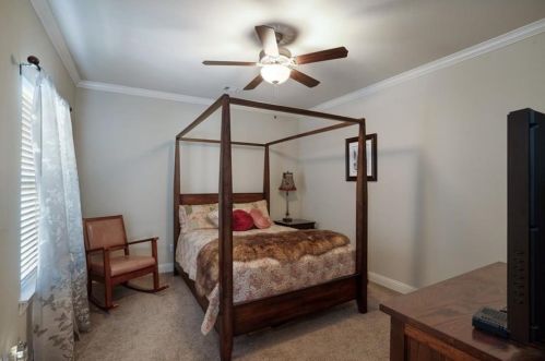 305 Chadwick Dr, Georgetown TX 78628-7207 exterior