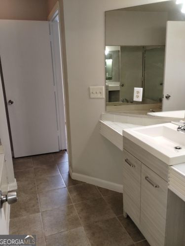 42 Belmonte Cir, Atlanta GA 30311-2758 exterior