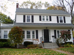 29 Vineyard Rd, Newton, MA 02459-1003