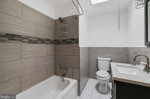 1828 29 St, Philadelphia PA 19132-3020 exterior