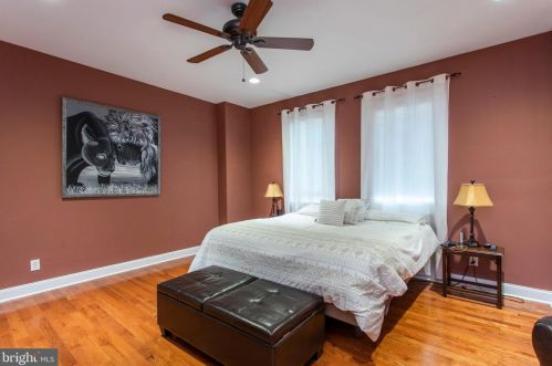 1000 18 St, Philadelphia PA 19140-3508 exterior