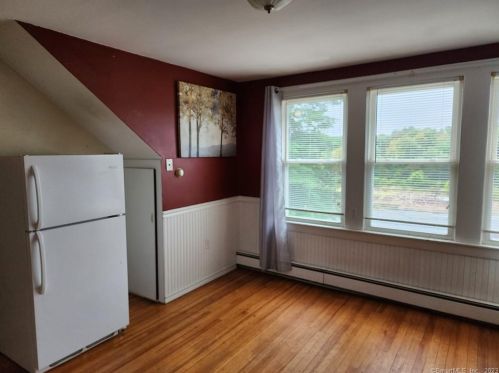 122 Lewis Blvd, Killingly CT 06239-1627 exterior