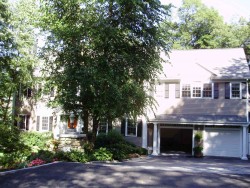 30 Stanton Ave, Newton, MA 02466-3006