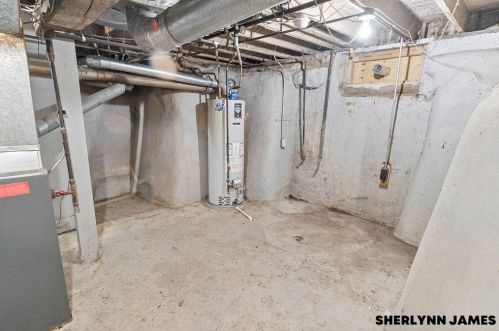 338 Hanover St, Grand Rapids MI 49505-5076 exterior